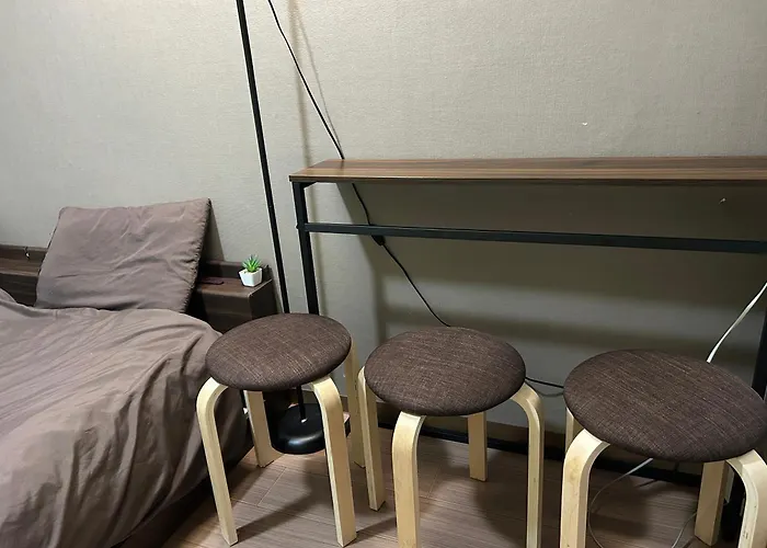 Guest House Zwell Hakata Yakuin
