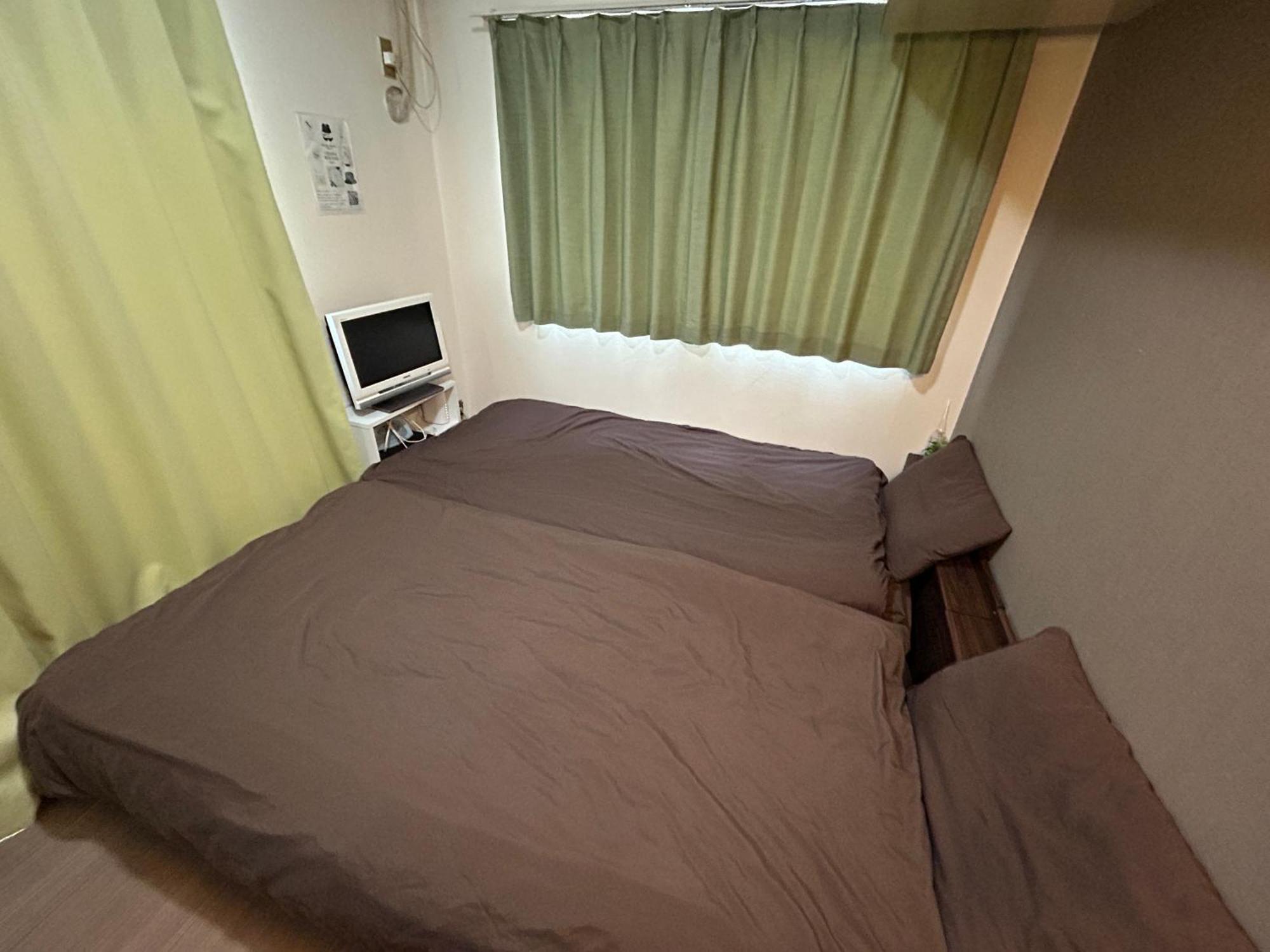 Zwell Hakata Yakuin Apartment *